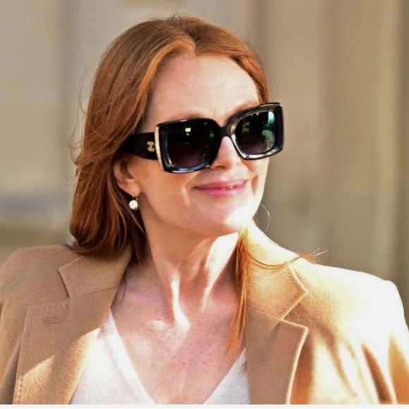 CHANEL Black Square Sunglasses with Gold Accents - Picture 4 of 4